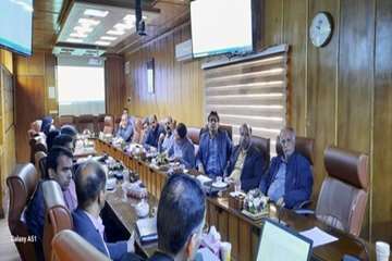 برگزاری جلسه با موضوع ساماندهی اضافه‌کار